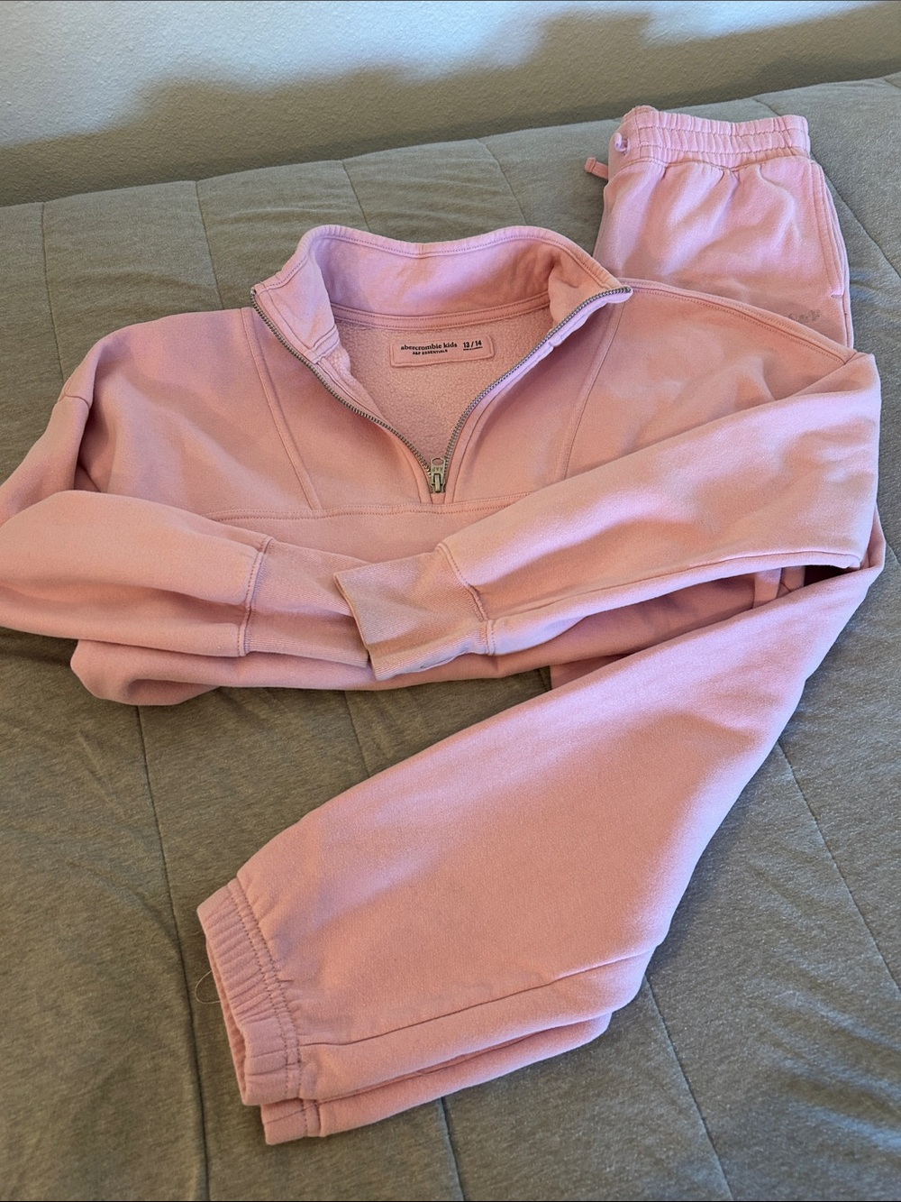 Abercrombie & Fitch Pink Kids Matching Sweatshirt & Joggers Set